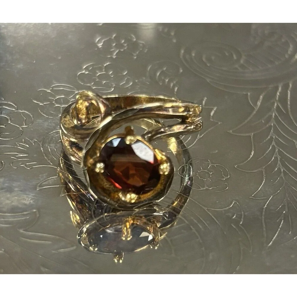 Vintage UTC Sterling Silver Gold Tone Garnet Ring Size 8 Abstract Swirl 925